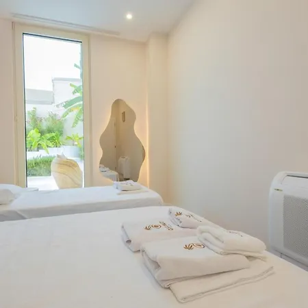 Villa Coconut In Coast -