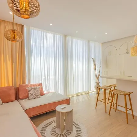 Villa Coconut In Coast -